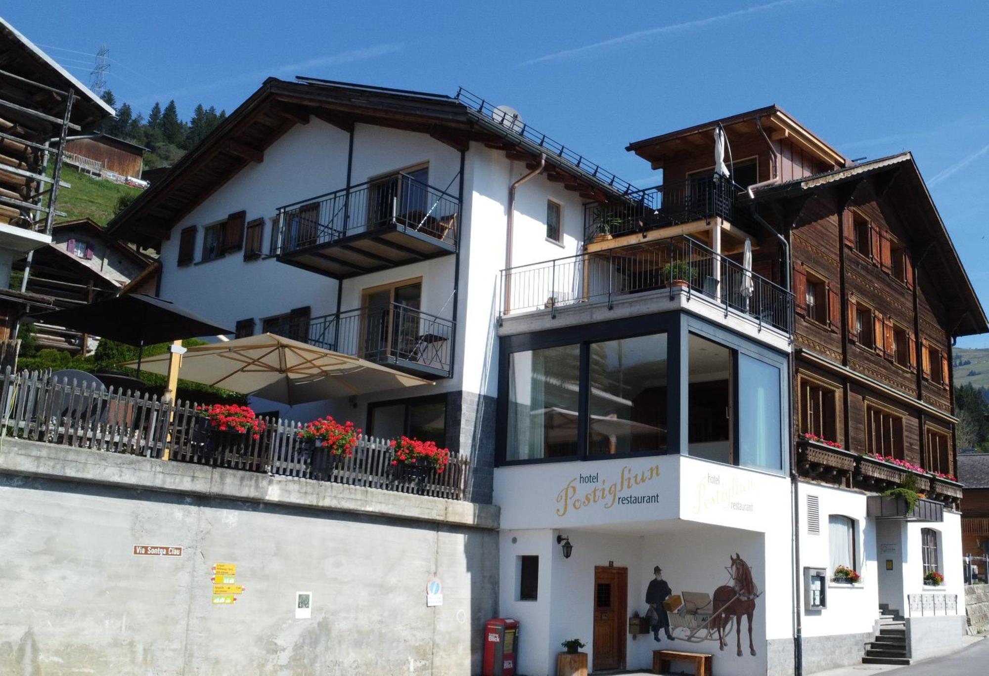Hotel Garni Postigliun Andiast Andest Kültér fotó