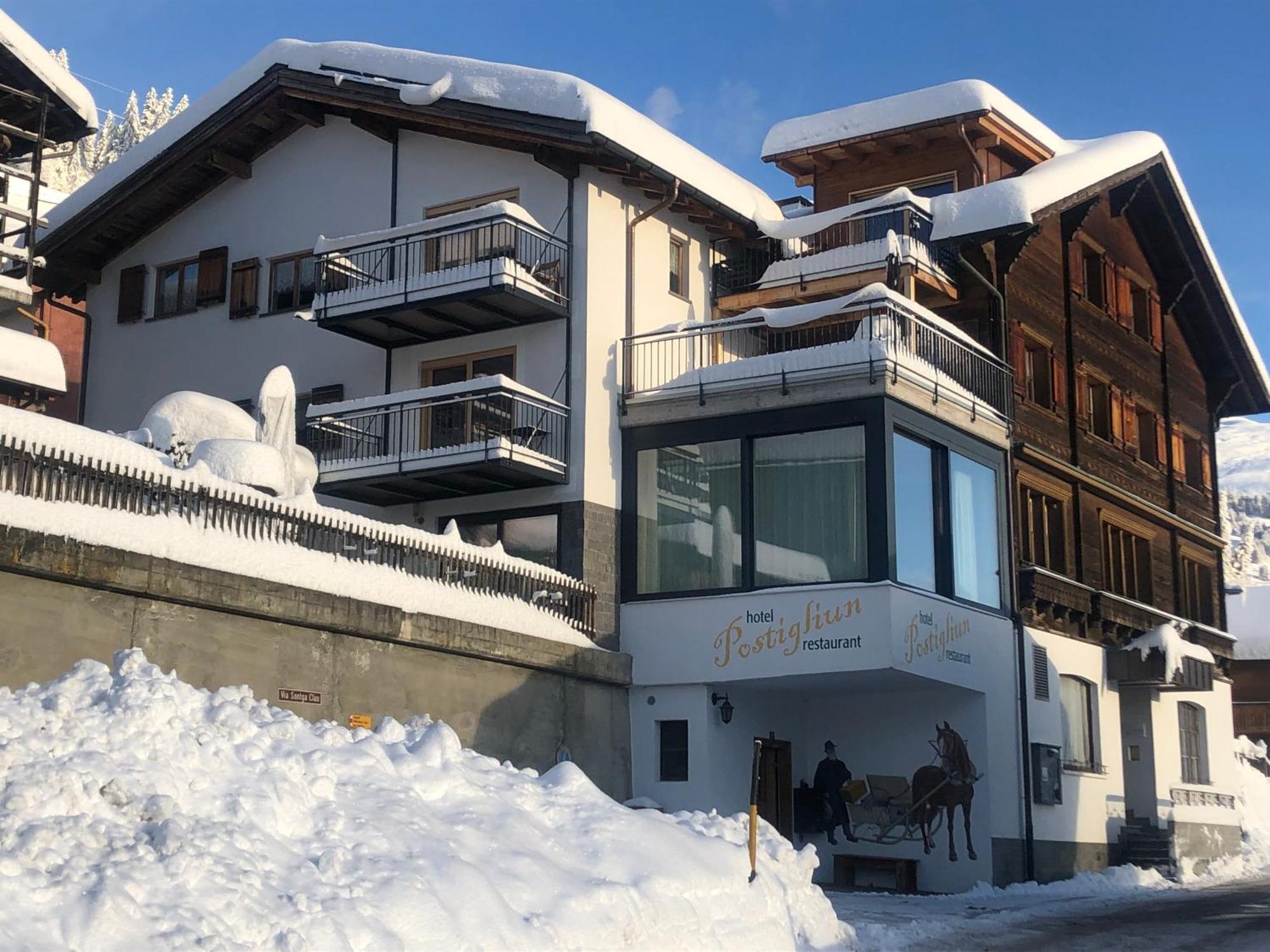 Hotel Garni Postigliun Andiast Andest Kültér fotó